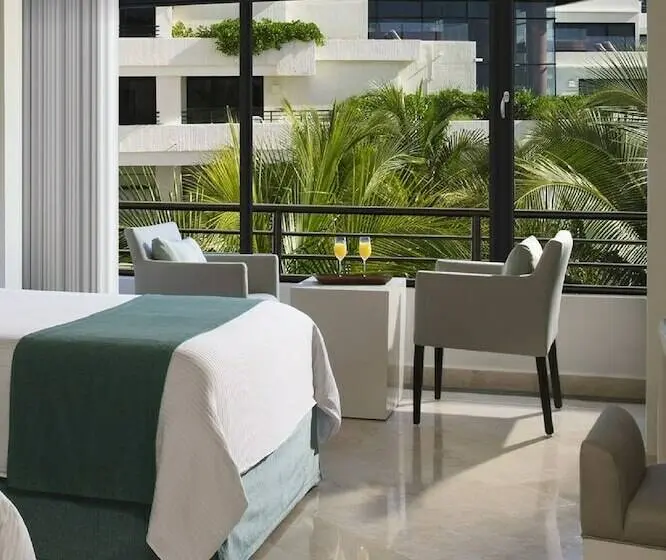 キングサイズベッドのデラックスルーム, Secrets Mirabel Cancún Resort & Spa