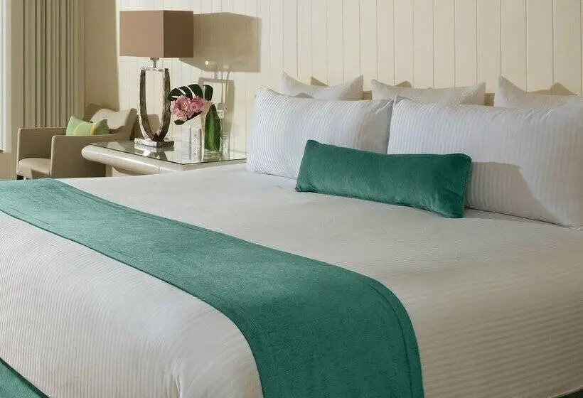 キングサイズベッドのデラックスルーム, Secrets Mirabel Cancún Resort & Spa