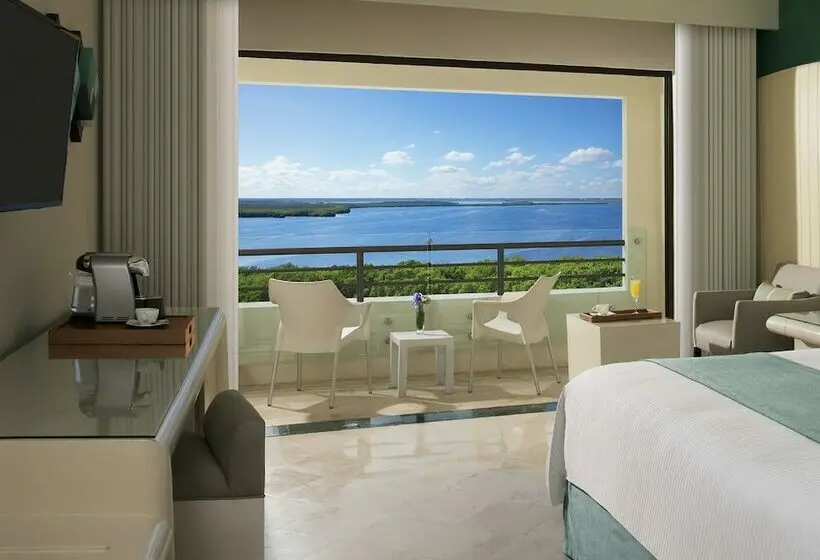 キングサイズベッドのデラックスルーム, Secrets Mirabel Cancún Resort & Spa
