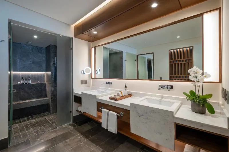 スイートクラブ シービュー, Secrets Mirabel Cancún Resort & Spa