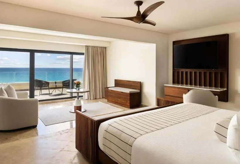 Club Room King Bed, Secrets Mirabel Cancún Resort & Spa
