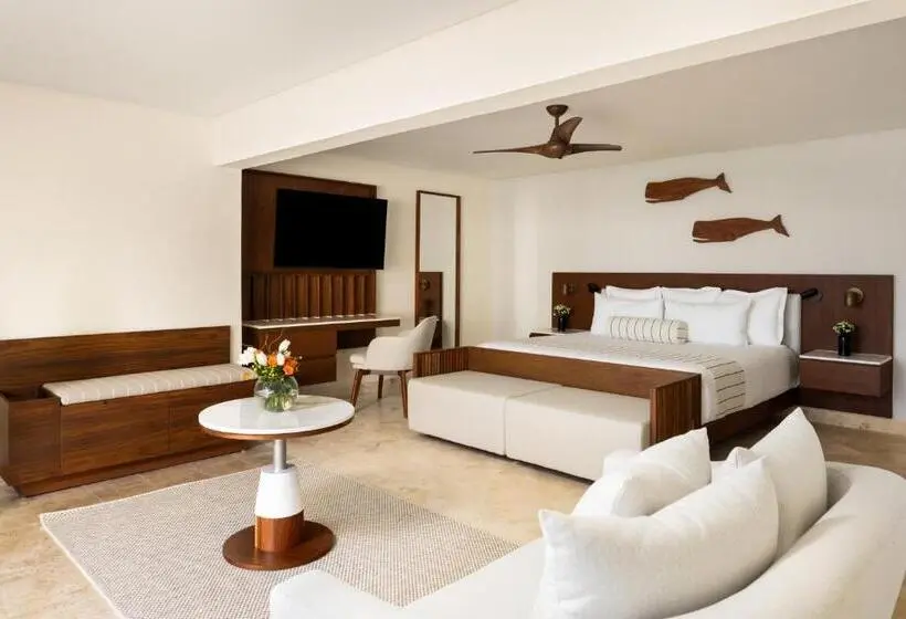 Club Room King Bed, Secrets Mirabel Cancún Resort & Spa
