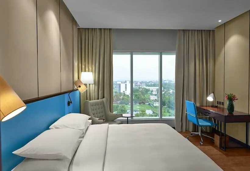 ダブルベッドスタンダードルーム, Hyatt Regency Thrissur