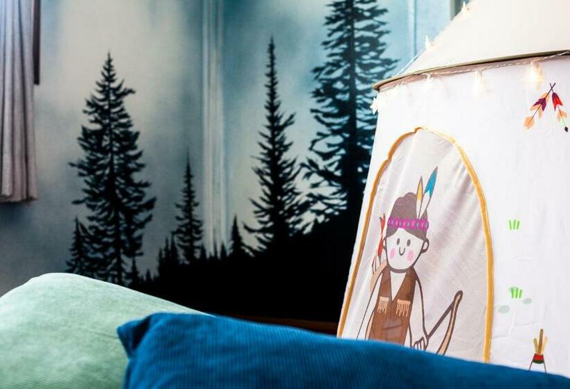 اتاق لوکس خانوادگی, Baan Suan Krung Kao