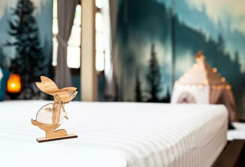 اتاق لوکس خانوادگی, Baan Suan Krung Kao