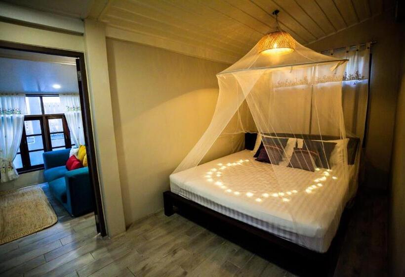 سوییت سوپریور, Baan Suan Krung Kao