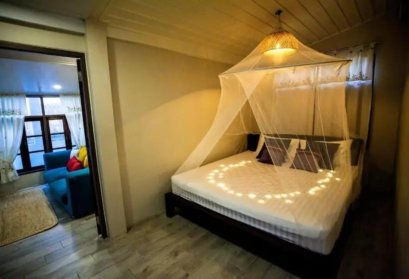 سوییت سوپریور, Baan Suan Krung Kao