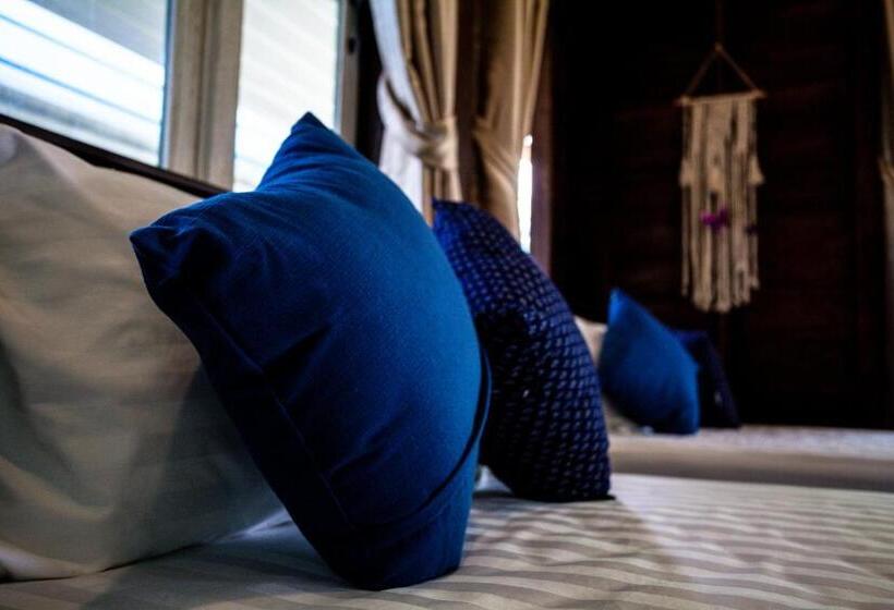 سوییت لوکس, Baan Suan Krung Kao