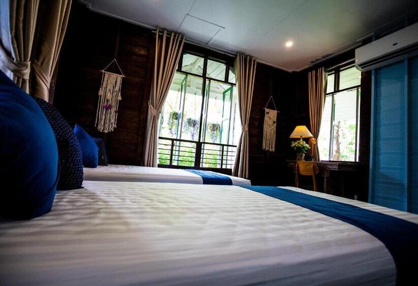 سوییت لوکس, Baan Suan Krung Kao