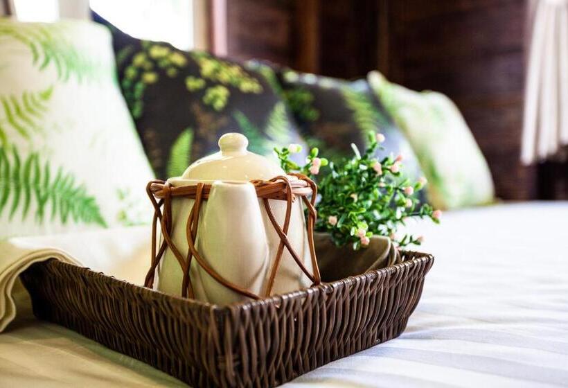 Deluxe Suite King Bed, Baan Suan Krung Kao