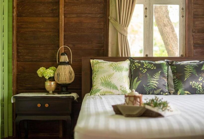 Deluxe Suite King Bed, Baan Suan Krung Kao