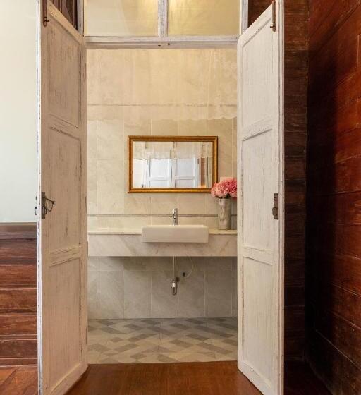 خانه 3 خوابه, Baan Suan Krung Kao