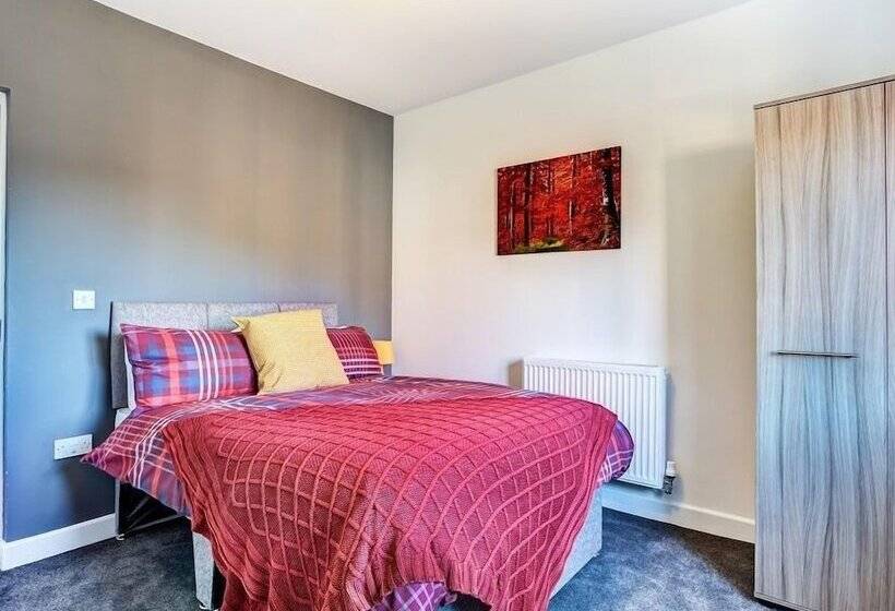 חדר סטנדרט, Townhouse Plus @ 166 Edleston Road Crewe