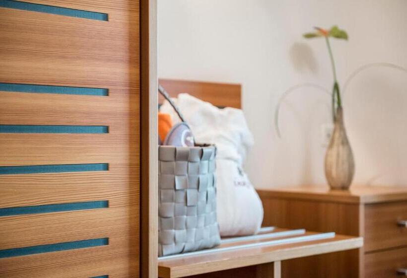 マウンテンビュースイート, Lagrein