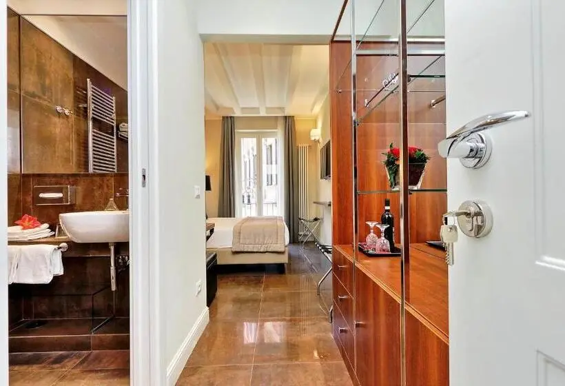 اتاق لوکس با چشمانداز شهر, Piazza Venezia Grand Suite
