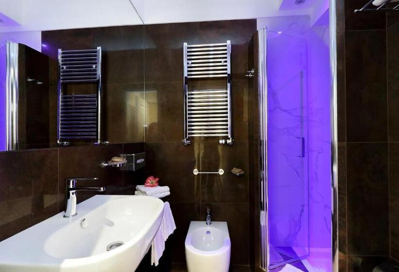 דירת חדר סופריור, Piazza Venezia Grand Suite