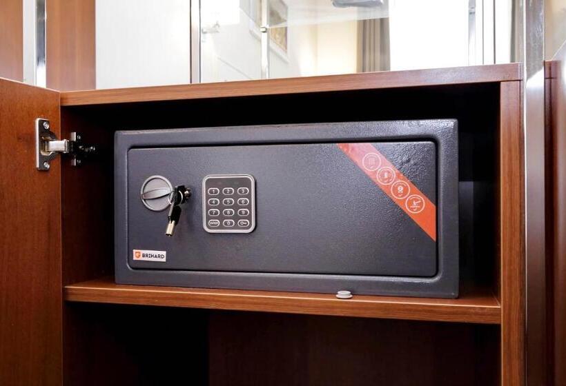 דירת חדר סופריור, Piazza Venezia Grand Suite