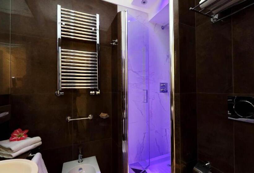 דירת חדר סופריור, Piazza Venezia Grand Suite