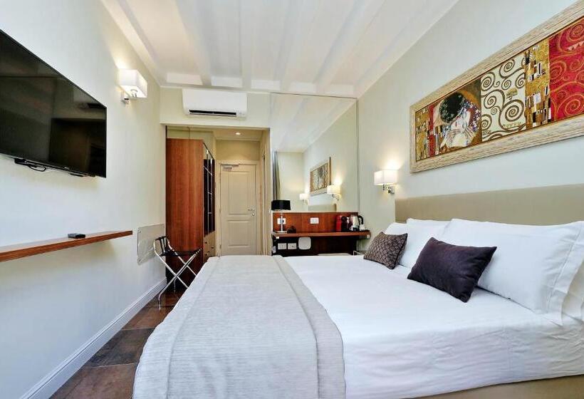 חדר דלוקס נוף לעיר, Piazza Venezia Grand Suite