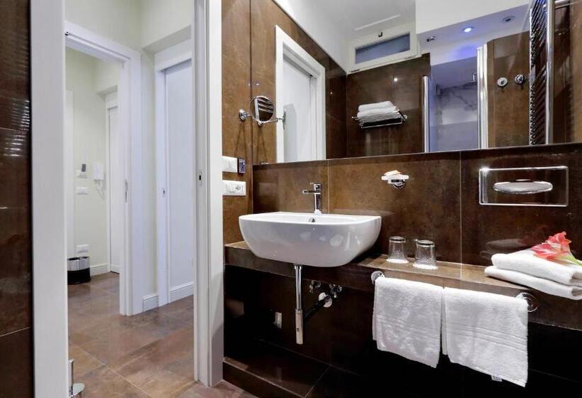 דירת חדר סופריור, Piazza Venezia Grand Suite