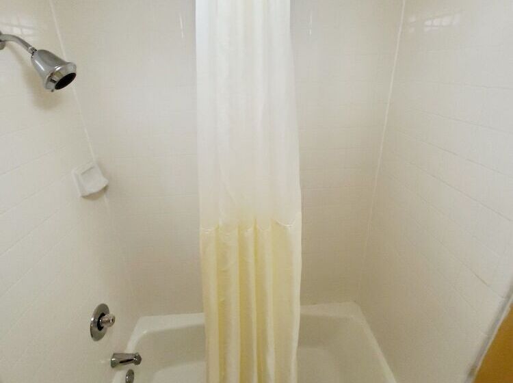 غرفه قياسيه سريرين مزدوجين, Baymont By Wyndham Goodlettsville Nashville