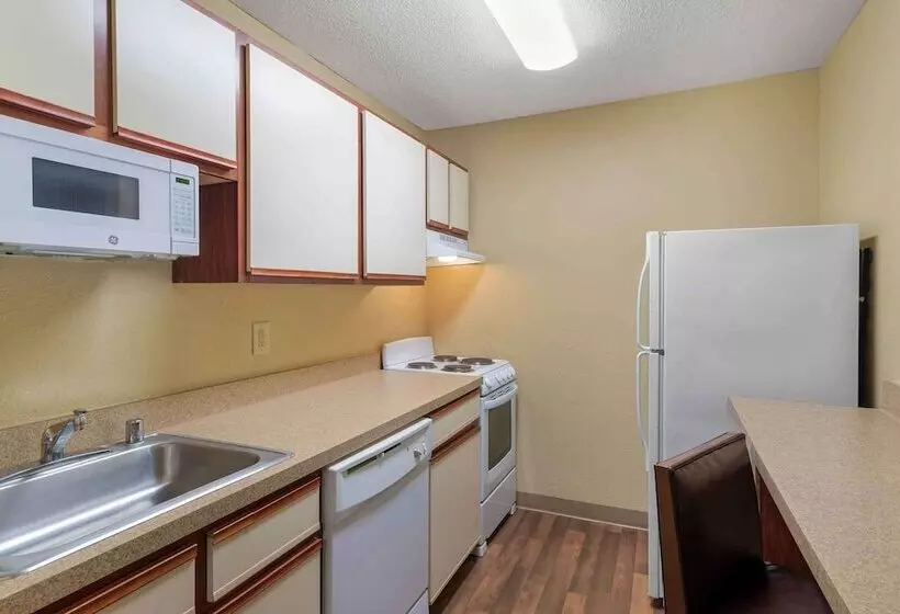 スタンダードスタジオ, Extended Stay America Select Suites   Atlanta   Kennesaw Chastain Rd