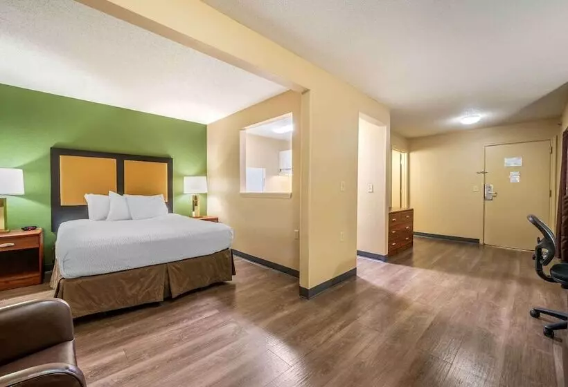 デラックススタジオ, Extended Stay America Suites  Evansville  East