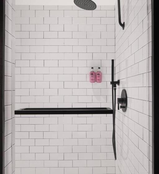 标准间, Moxy Memphis Downtown