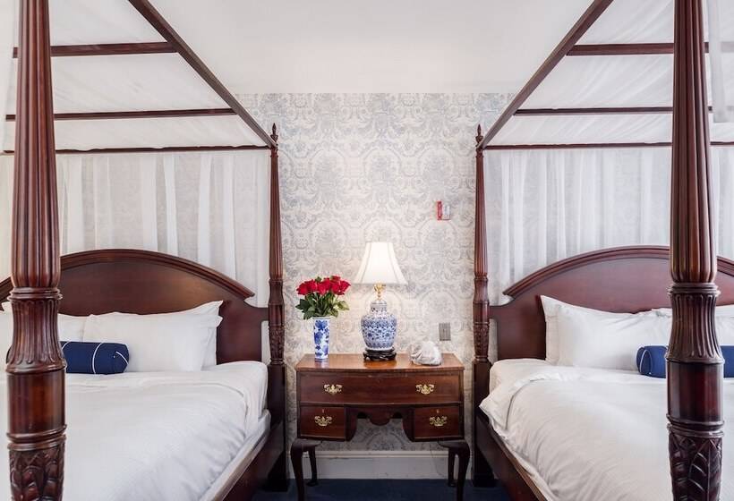 デラックスルーム, Simsbury 1820 House