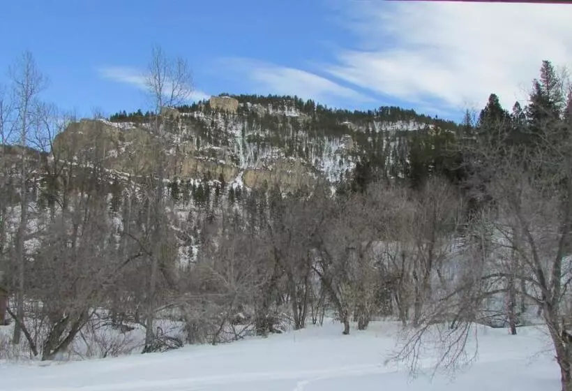 スイート, Spearfish Canyon Lodge