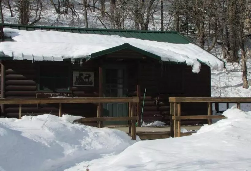 キャビン, Spearfish Canyon Lodge