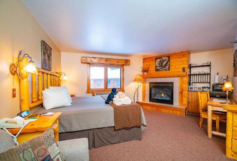 جناح, Spearfish Canyon Lodge