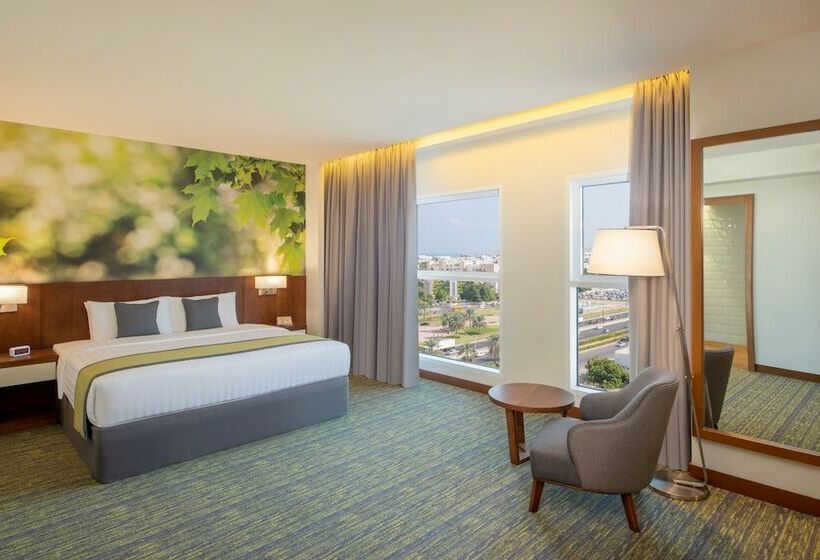 اتاق لوکس, Wyndham Garden Muscat Al Khuwair
