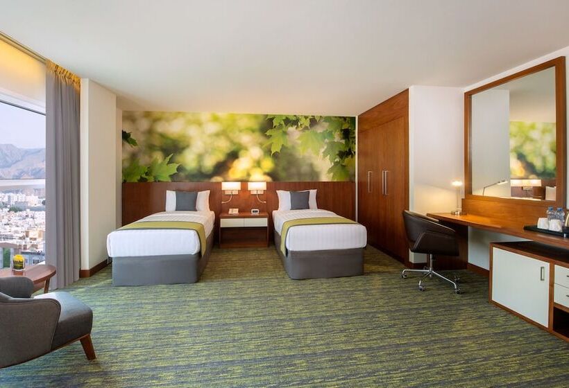 اتاق لوکس, Wyndham Garden Muscat Al Khuwair