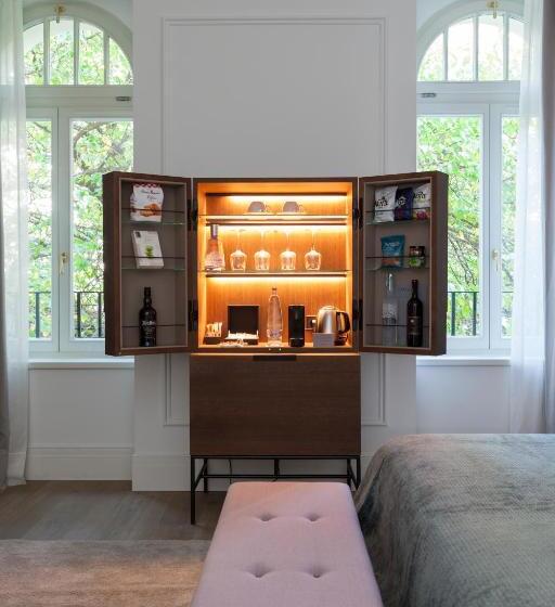 חדר סופריור, Kozmo Hotel Suites & Spa Small Luxury Hotels Of The World