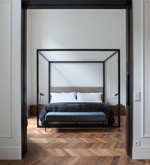 סוויטה, Kozmo Hotel Suites & Spa Small Luxury Hotels Of The World