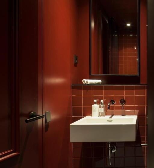 סוויטה נשיאותית, Kozmo Hotel Suites & Spa Small Luxury Hotels Of The World