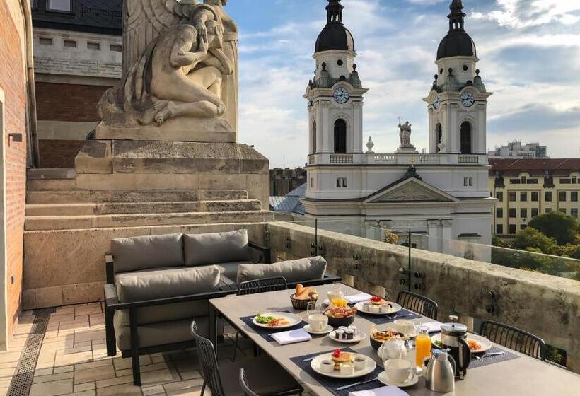 סוויטה נשיאותית, Kozmo Hotel Suites & Spa Small Luxury Hotels Of The World