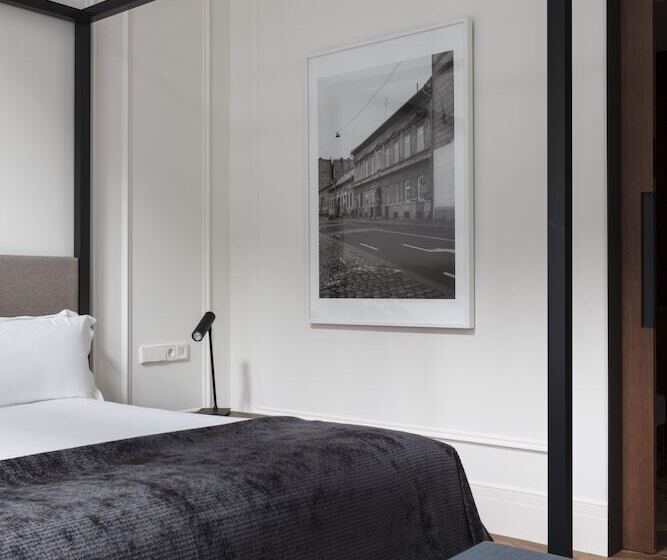 סוויטה, Kozmo Hotel Suites & Spa Small Luxury Hotels Of The World