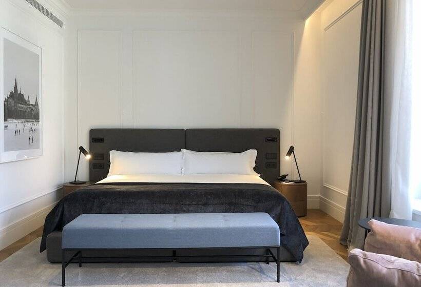 סוויטה דלוקס, Kozmo Hotel Suites & Spa Small Luxury Hotels Of The World