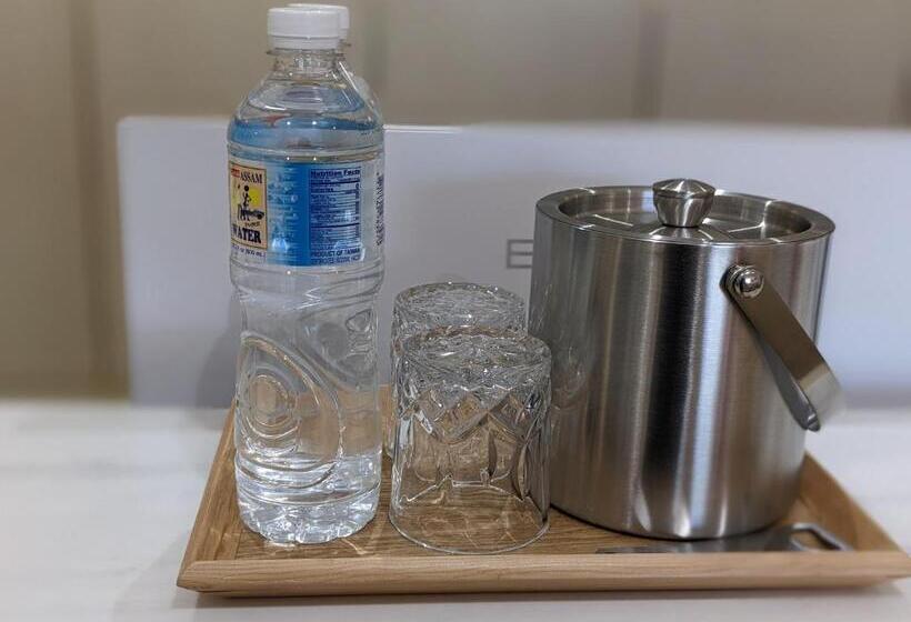 豪华房间, Americano