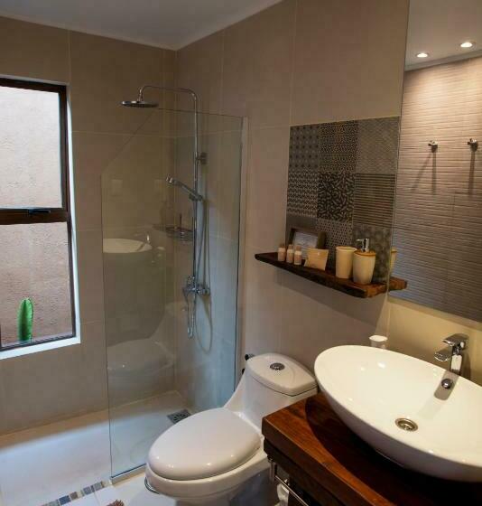 غرفة سوبيريور, Uma