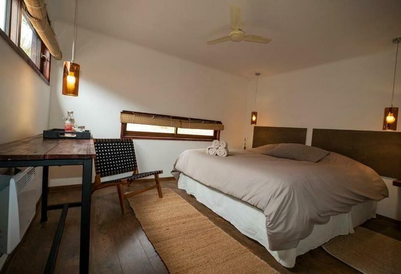 غرفة سوبيريور, Uma