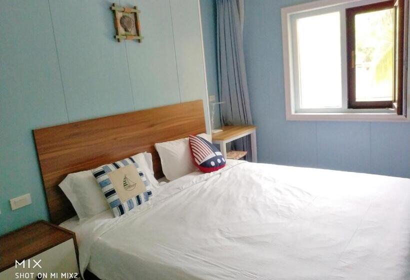 سوئیت لوکس با چشم‌انداز کوهستان, Saipan Emerald Villa