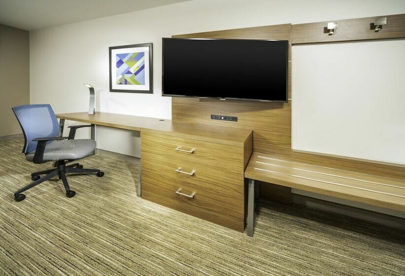 Номер Стандарт Адаптированный для Инвалидов, Holiday Inn Express   Brevard, An Ihg