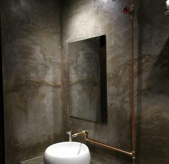 带大床的豪华间, The Rise Room