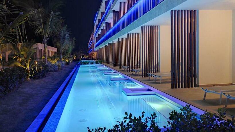 اتاق لوکس, Serenade Punta Cana Beach & Spa Resort