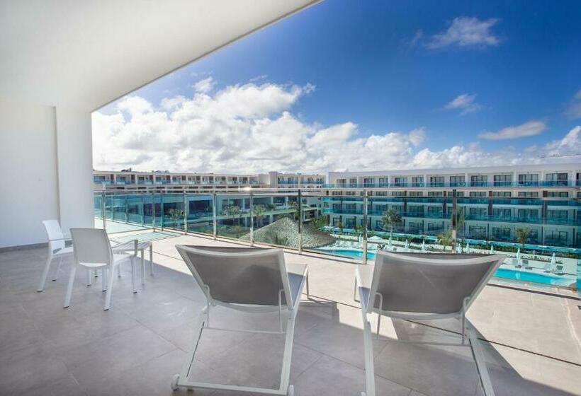 سوییت لوکس, Serenade Punta Cana Beach & Spa Resort