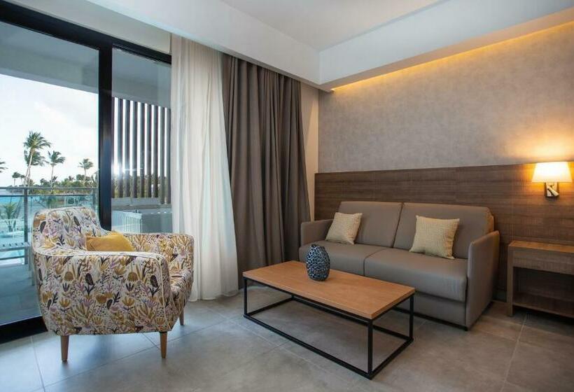 سوییت لوکس, Serenade Punta Cana Beach & Spa Resort