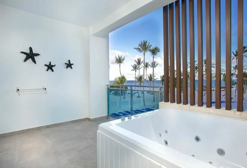 سوئیت پریمیوم, Serenade Punta Cana Beach & Spa Resort